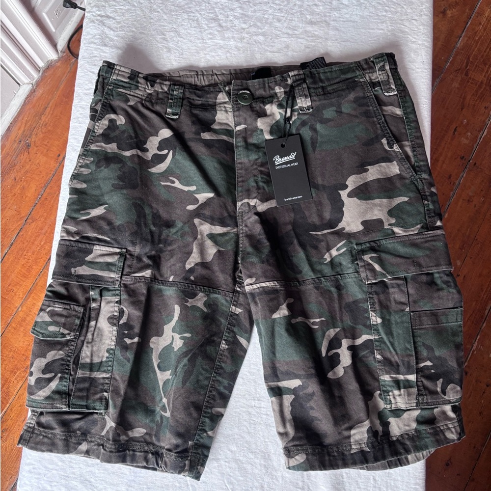 Men’s NWT Brandit Camouflage Thick Duck Canvas Cargo Shorts with Pockets Size 3X